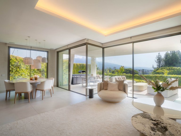 Villa for Sale in Nueva Andalucía, Marbella Area 12