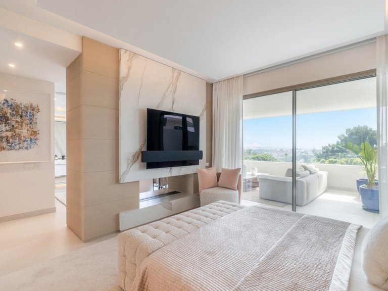 Villa for Sale in Nueva Andalucía, Marbella Area 7