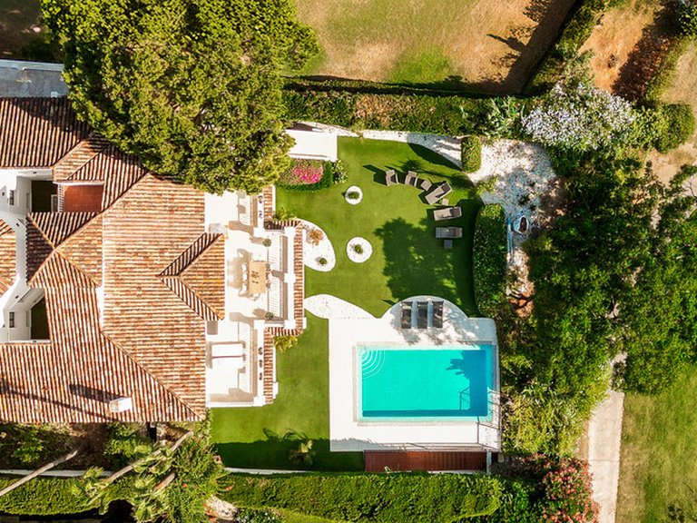 Villa for Sale in Aloha, Marbella Area 6