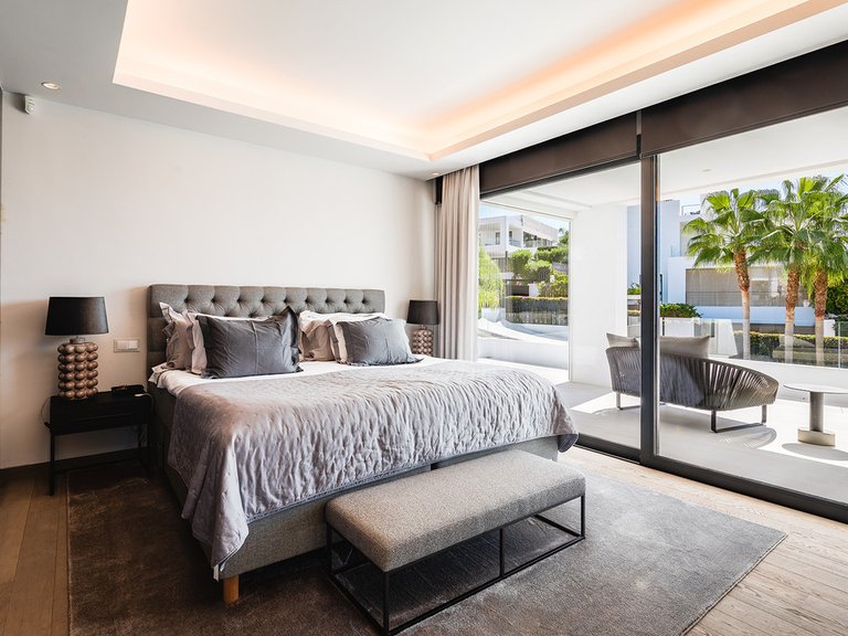 Villa for Sale in Nueva Andalucía, Marbella Area 4