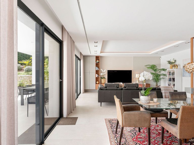 Villa for Sale in Nueva Andalucía, Marbella Area 9