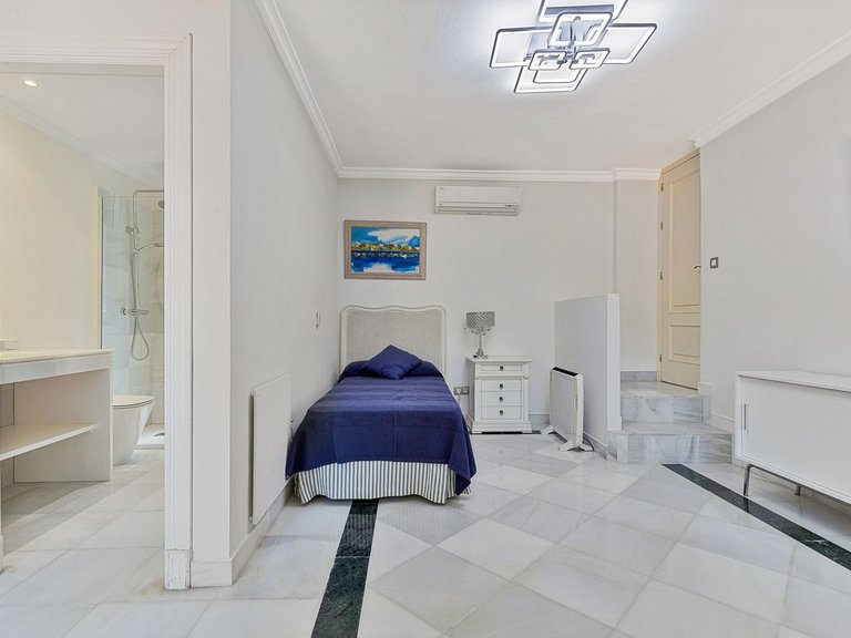Villa for Sale in Guadalmina Baja, Marbella Area 17