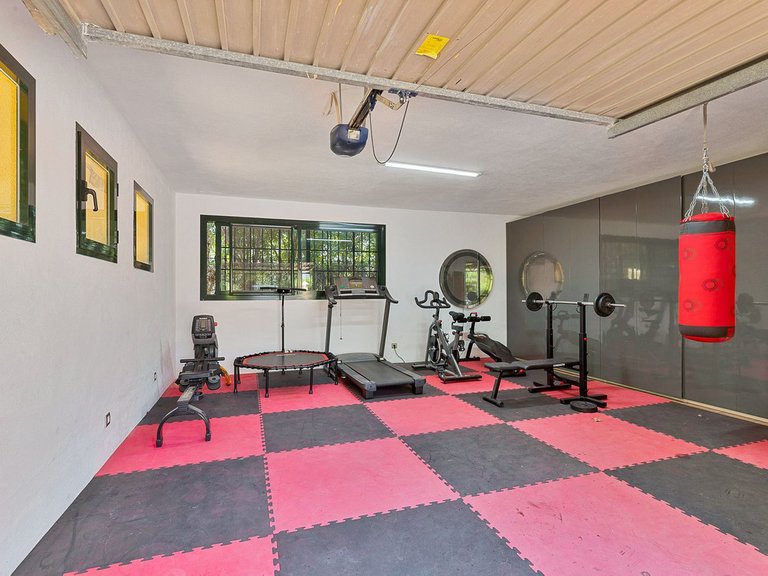 Villa for Sale in Guadalmina Baja, Marbella Area 19