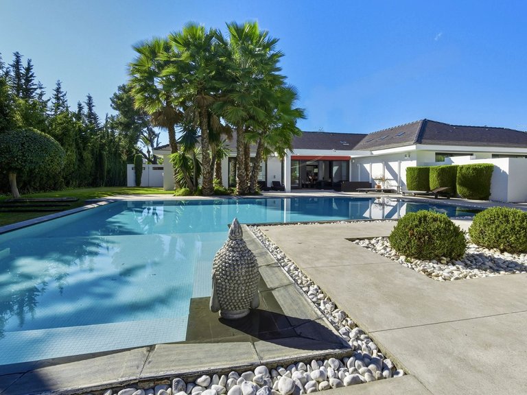 Villa for Sale in Guadalmina Baja, Marbella Area 3