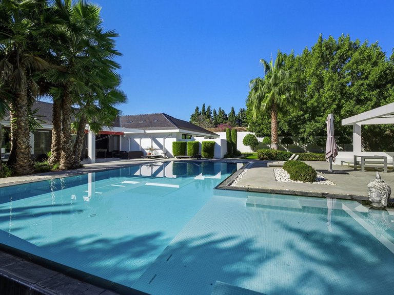 Villa for Sale in Guadalmina Baja, Marbella Area 11