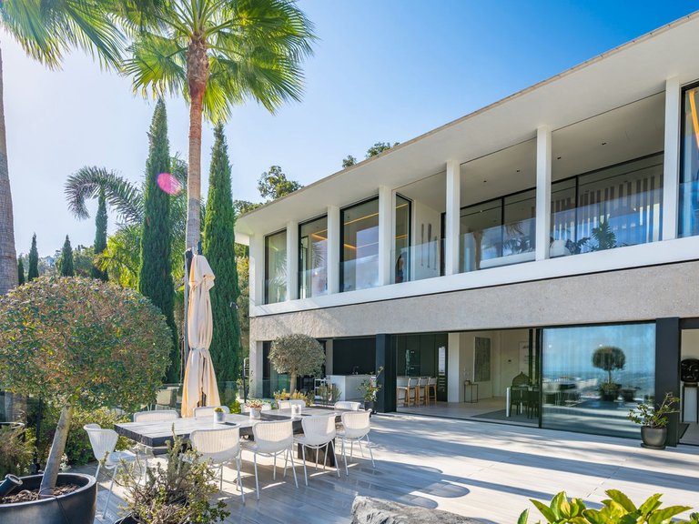 Villa for Sale in La Mairena, Marbella Area 5