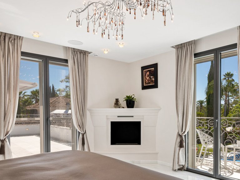 Villa for Sale in Nueva Andalucía, Marbella Area 13