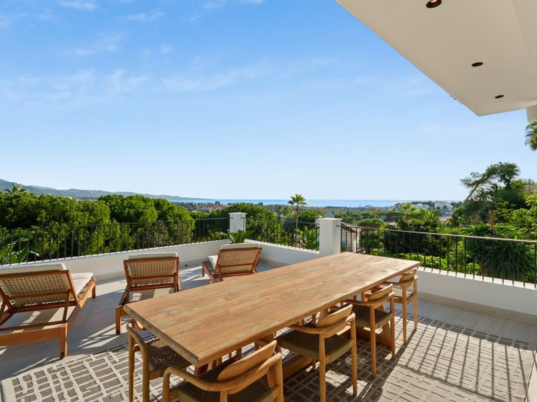 Villa for Sale in Nueva Andalucía, Marbella Area 6