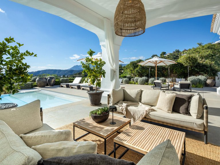 Villa for Sale in Benahavís, Marbella Area 11