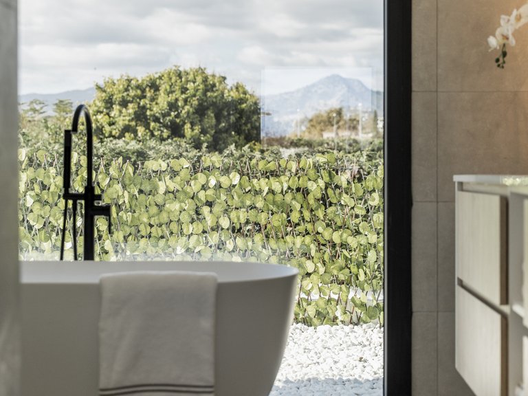 Villa for Sale in San Pedro De Alcántara, Marbella Area 13