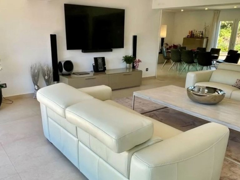Villa for Sale in San Pedro De Alcántara, Marbella Area 6