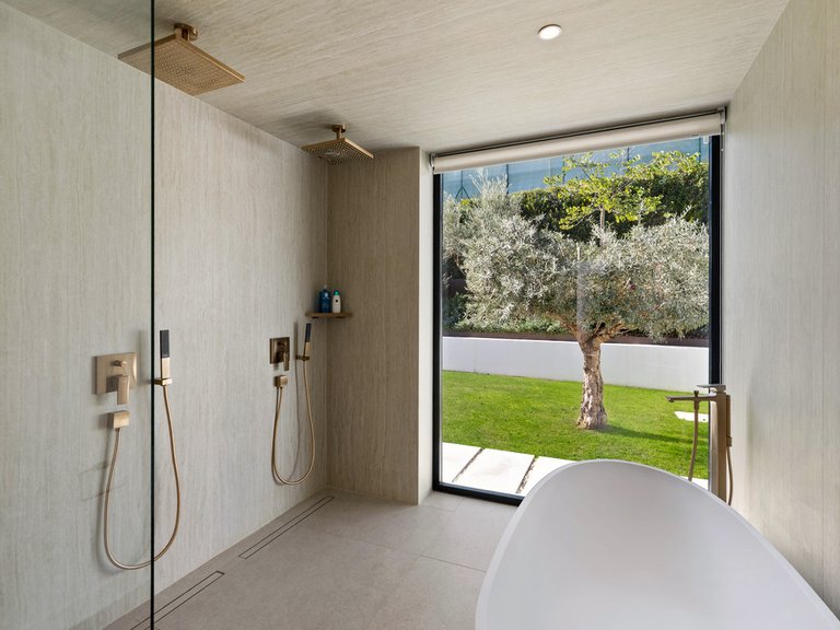 Villa for Sale in Nueva Andalucía, Marbella Area 16