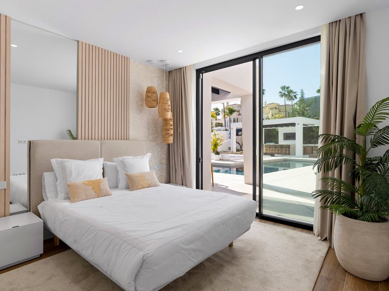 Villa for Sale in Nueva Andalucía, Marbella Area 19