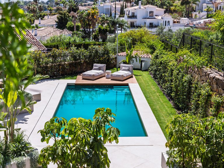 Villa for Sale in Nueva Andalucía, Marbella Area 8