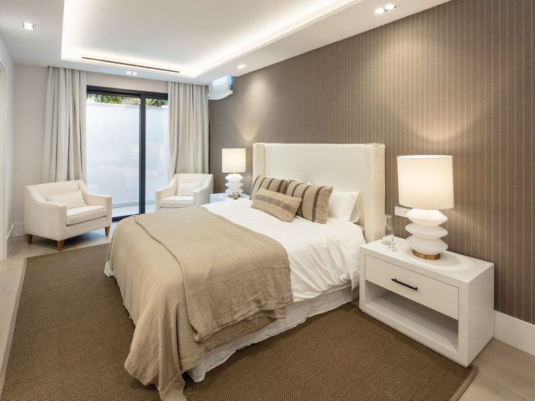Villa for Sale in Nueva Andalucía, Marbella Area 20