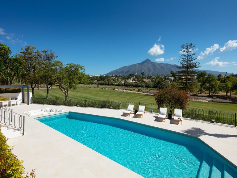 Villa for Sale in Nueva Andalucía, Marbella Area 8