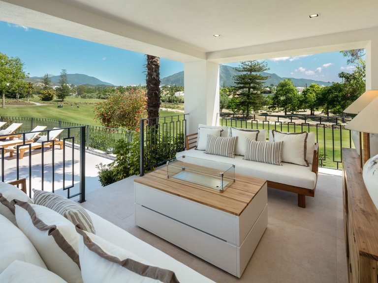 Villa for Sale in Nueva Andalucía, Marbella Area 9