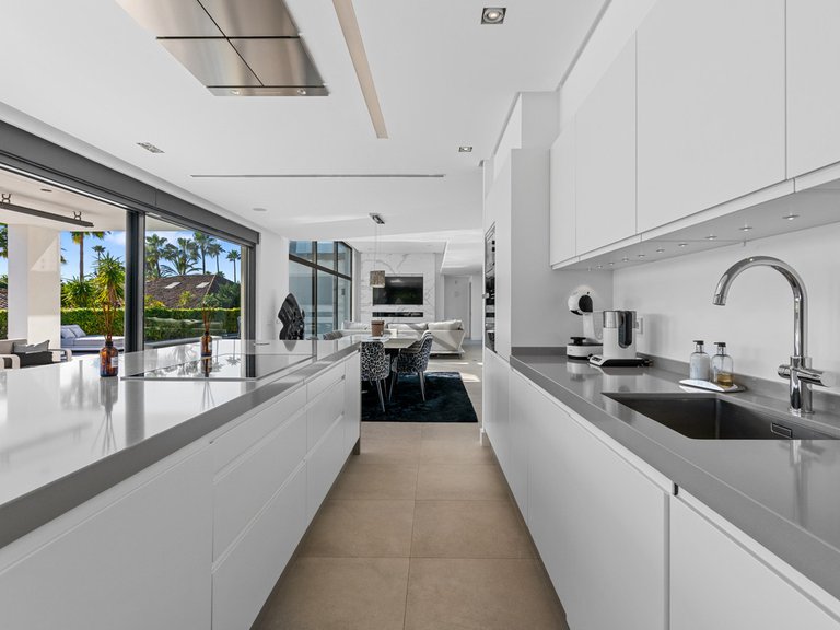 Villa for Sale in Los Monteros, Marbella Area 11