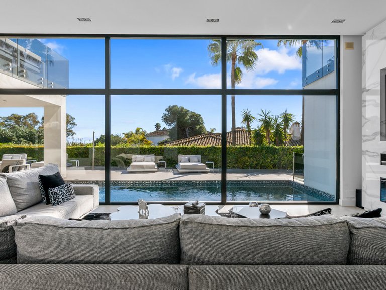 Villa for Sale in Los Monteros, Marbella Area 4
