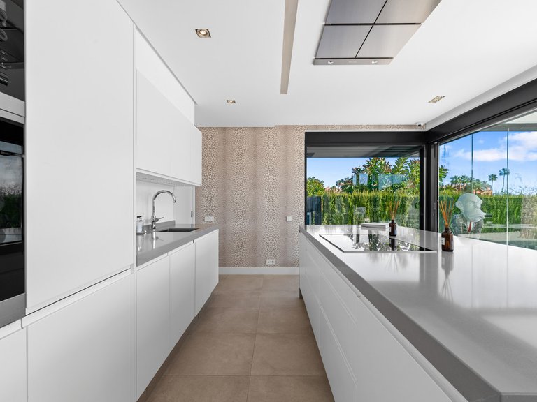 Villa for Sale in Los Monteros, Marbella Area 10
