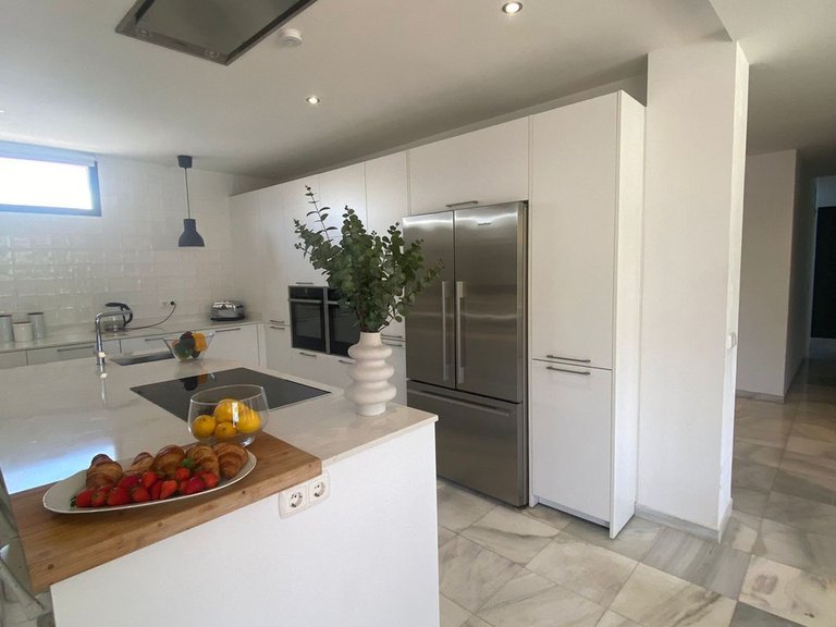 Villa for Sale in Nueva Andalucía, Marbella Area 11