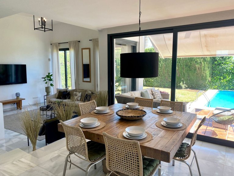 Villa for Sale in Nueva Andalucía, Marbella Area 13