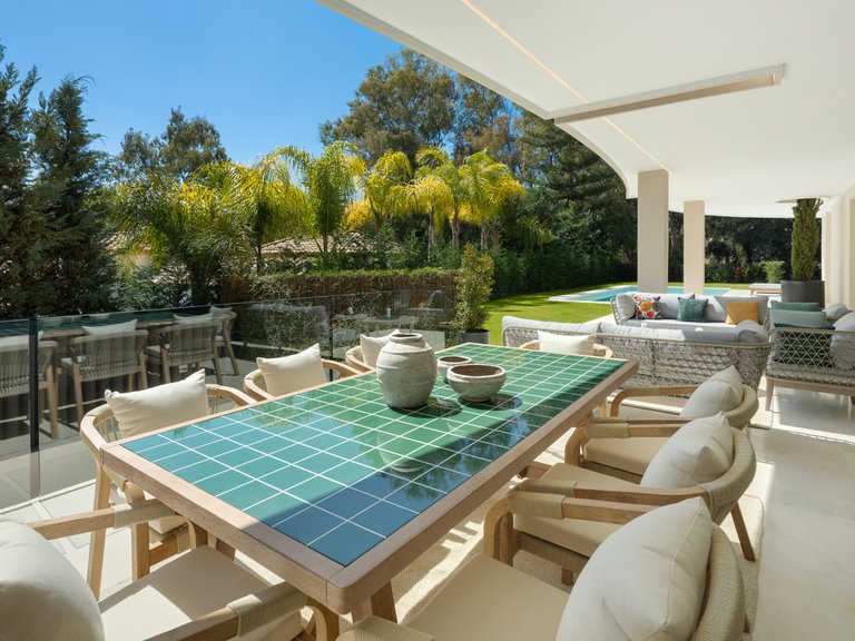 Villa for Sale in Nueva Andalucía, Marbella Area 4