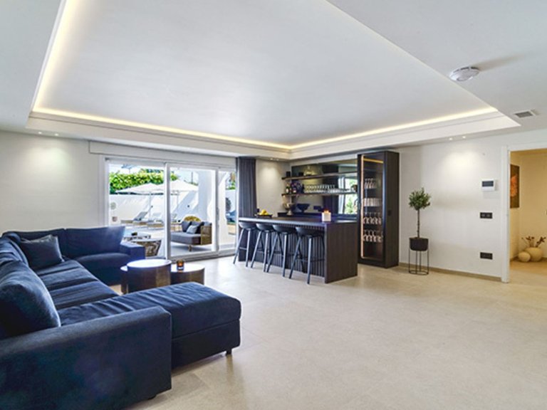 Villa for Sale in Nueva Andalucía, Marbella Area 14