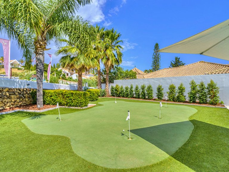 Villa for Sale in Nueva Andalucía, Marbella Area 18