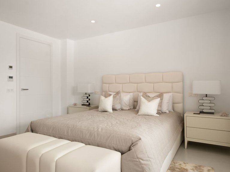 Villa for Sale in La Mairena, Marbella Area 19