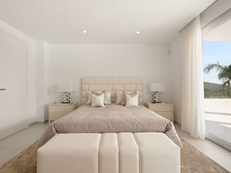 Villa for Sale in La Mairena, Marbella Area 20