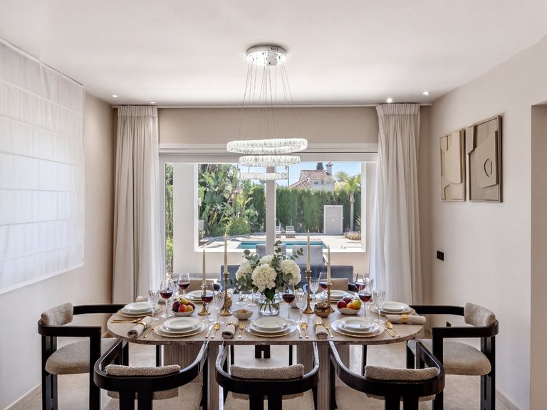 Villa for Sale in Nueva Andalucía, Marbella Area 7