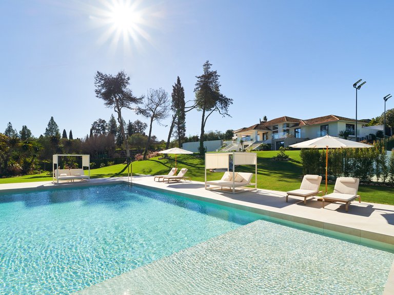 Villa for Sale in San Pedro De Alcántara, Marbella Area 6