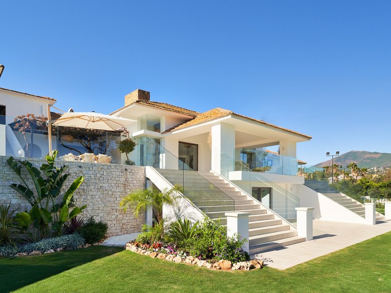 Villa for Sale in San Pedro De Alcántara, Marbella Area 7