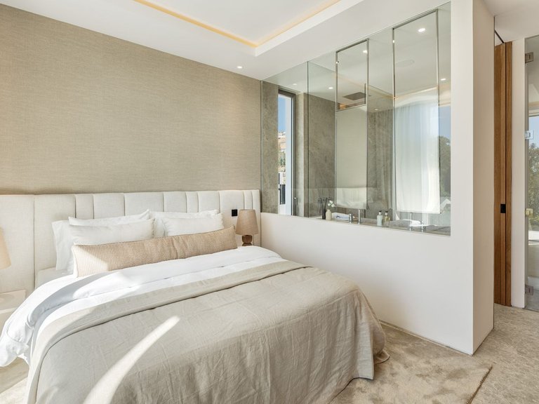 Villa for Sale in Nueva Andalucía, Marbella Area 14