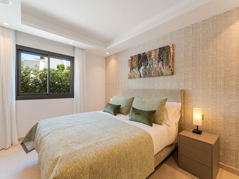 Villa for Sale in Nueva Andalucía, Marbella Area 18