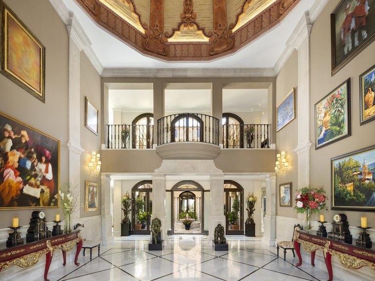 Villa for Sale in The Golden Mile, Marbella Area 5