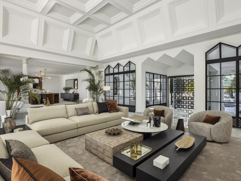 Villa for Sale in Nueva Andalucía, Marbella Area 3