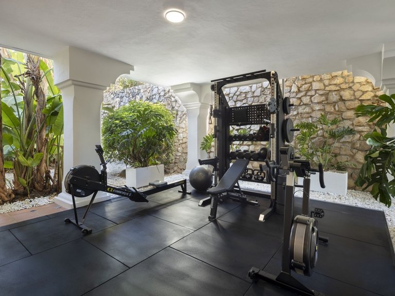 Villa for Sale in Nueva Andalucía, Marbella Area 7