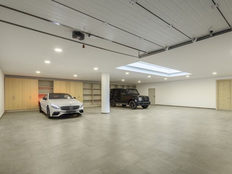 Villa for Sale in Nueva Andalucía, Marbella Area 11