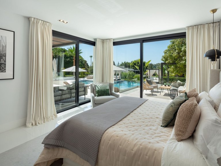 Villa for Sale in Nueva Andalucía, Marbella Area 7