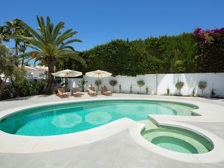 Villa for Sale in Nueva Andalucía, Marbella Area 11