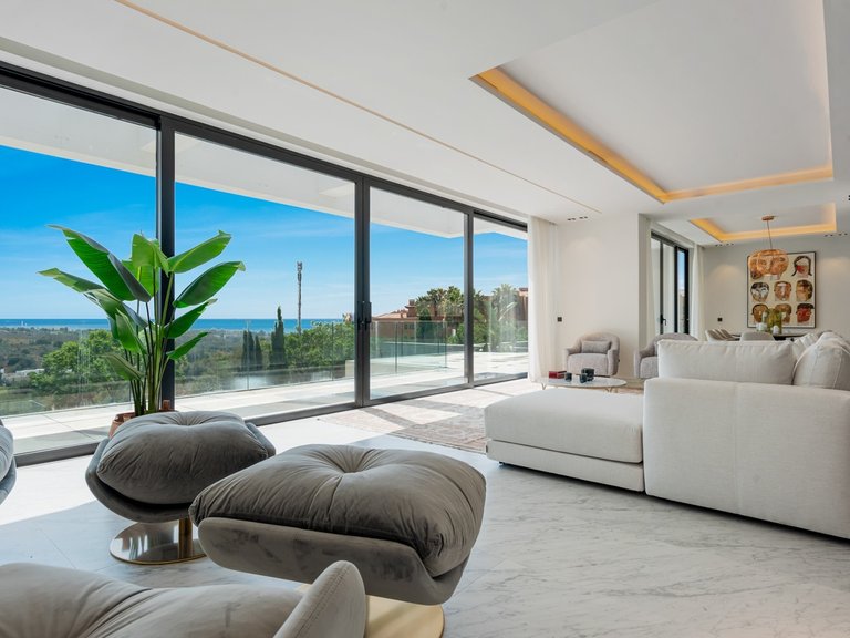 Villa for Sale in Los Flamingos, Marbella Area 10