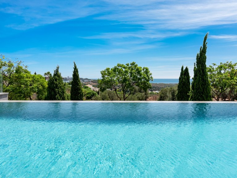 Villa for Sale in Los Flamingos, Marbella Area 15