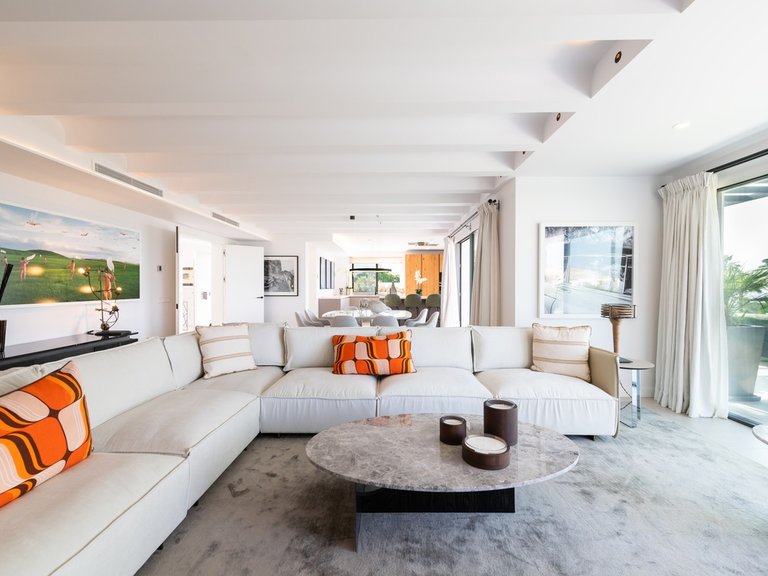 Villa for Sale in The Golden Mile, Marbella Area 6
