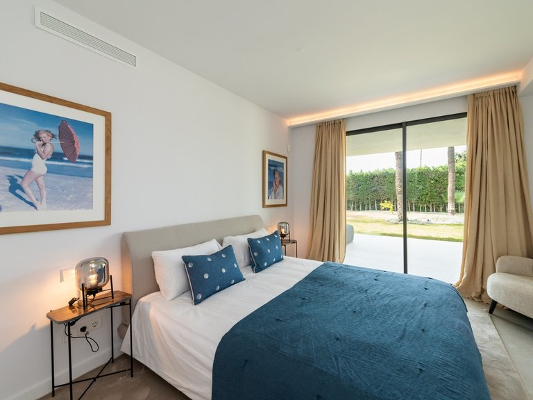 Villa for Sale in The Golden Mile, Marbella Area 17