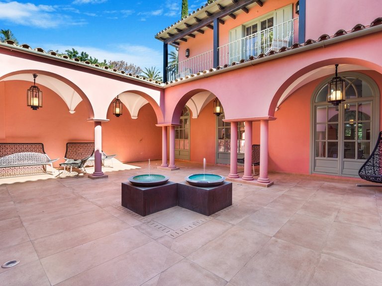 Villa for Sale in Marbella, Marbella Area 10