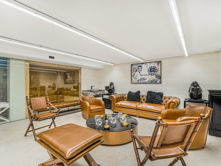Villa for Sale in Marbella, Marbella Area 11