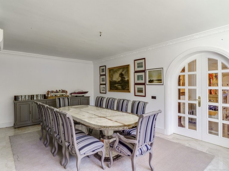 Villa for Sale in The Golden Mile, Marbella Area 12