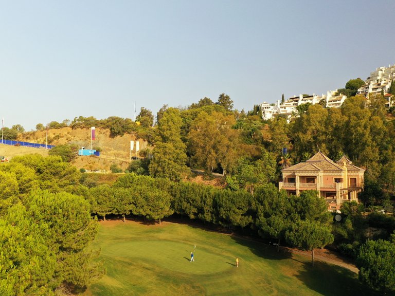 Villa for Sale in Benahavís, Marbella Area 18